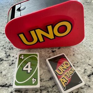 Mattel UNO Extreme Card Game with Red Launcher